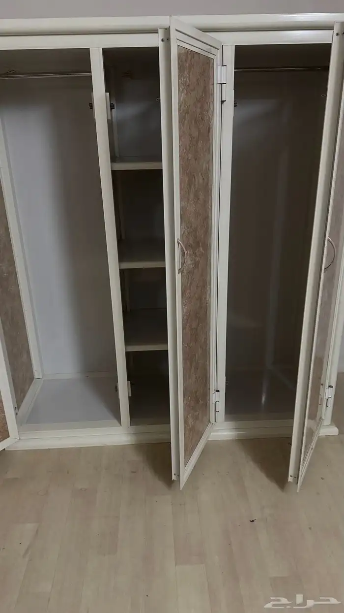 دولاب ملابس 0