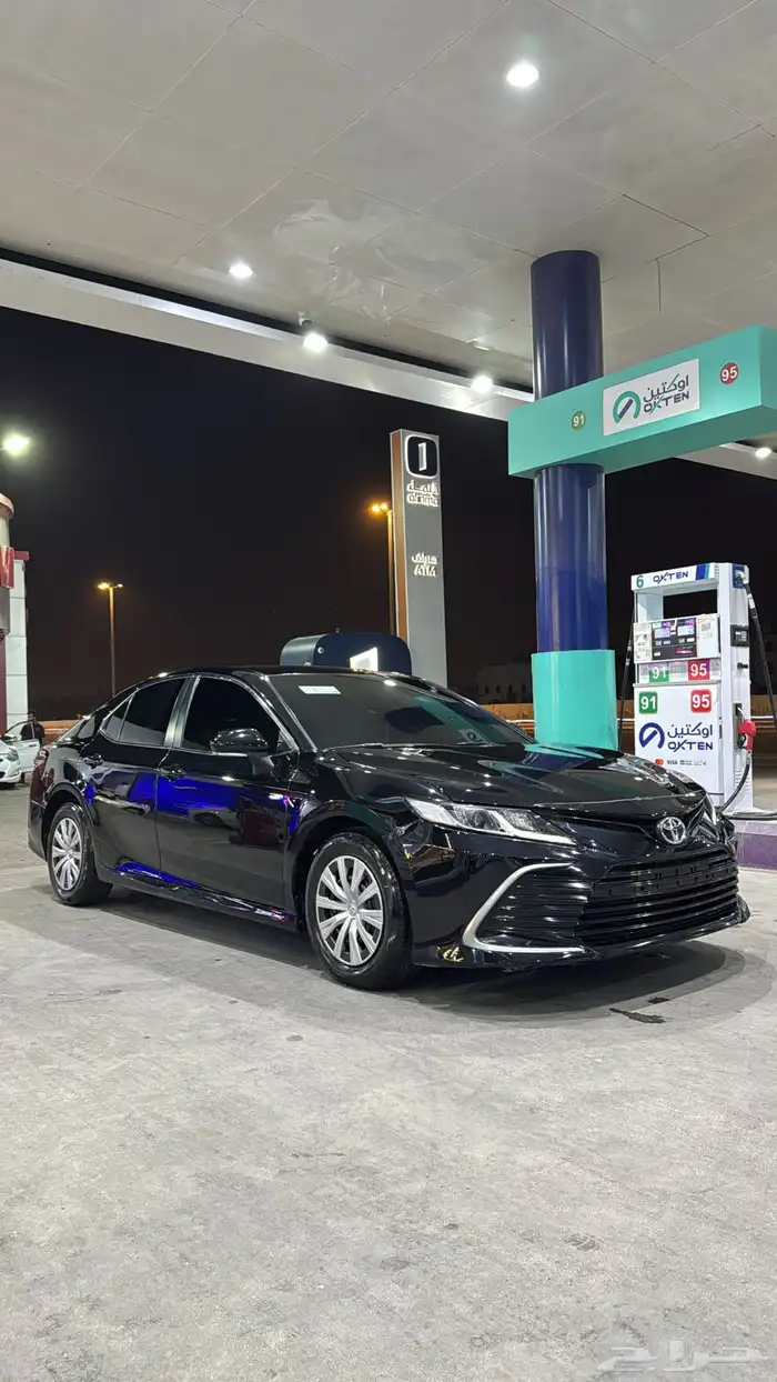 كامري اسود 2023 1