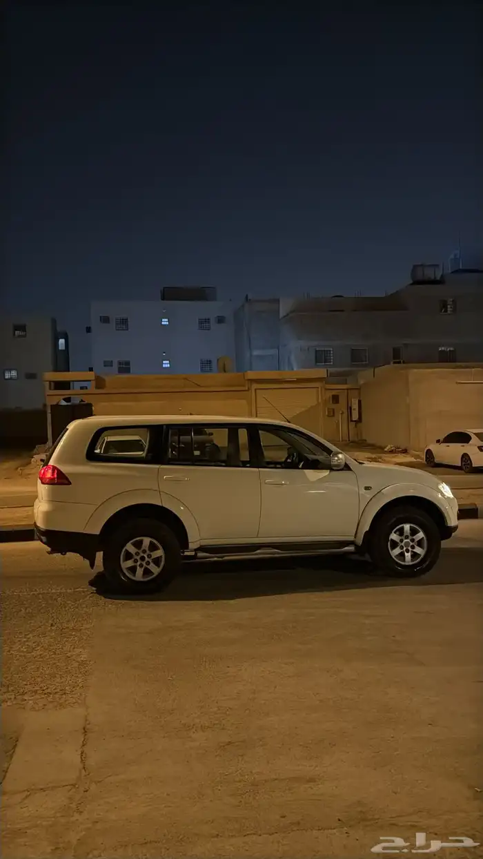 باجيرو سبورت 2012 3