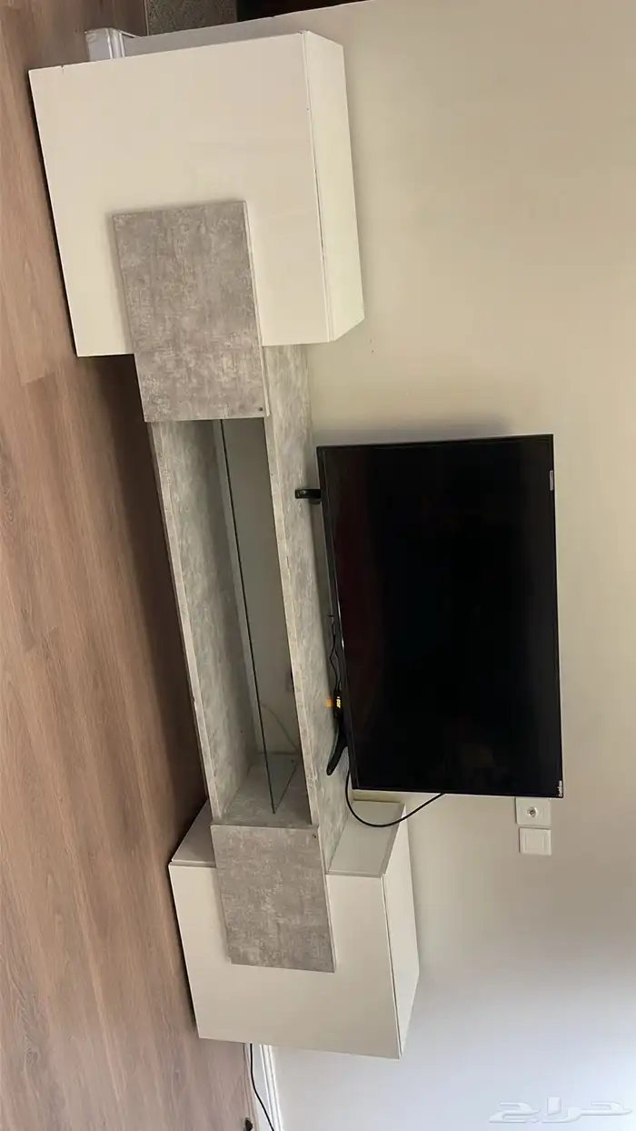 للبيع مكتبة تلفزيون على السوم شاريته من المطلق جديده ونظيفه 1