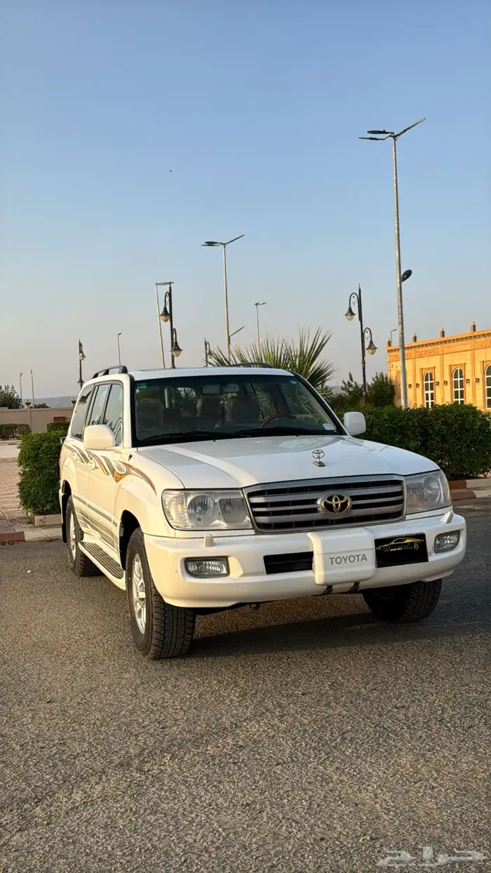 تويوتا لاندكروزر VXR مخزن بريمي 2006 2