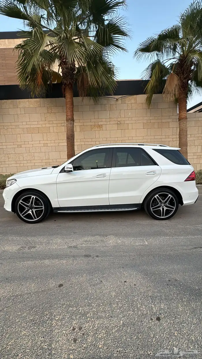 GLE 400 جفالي 5