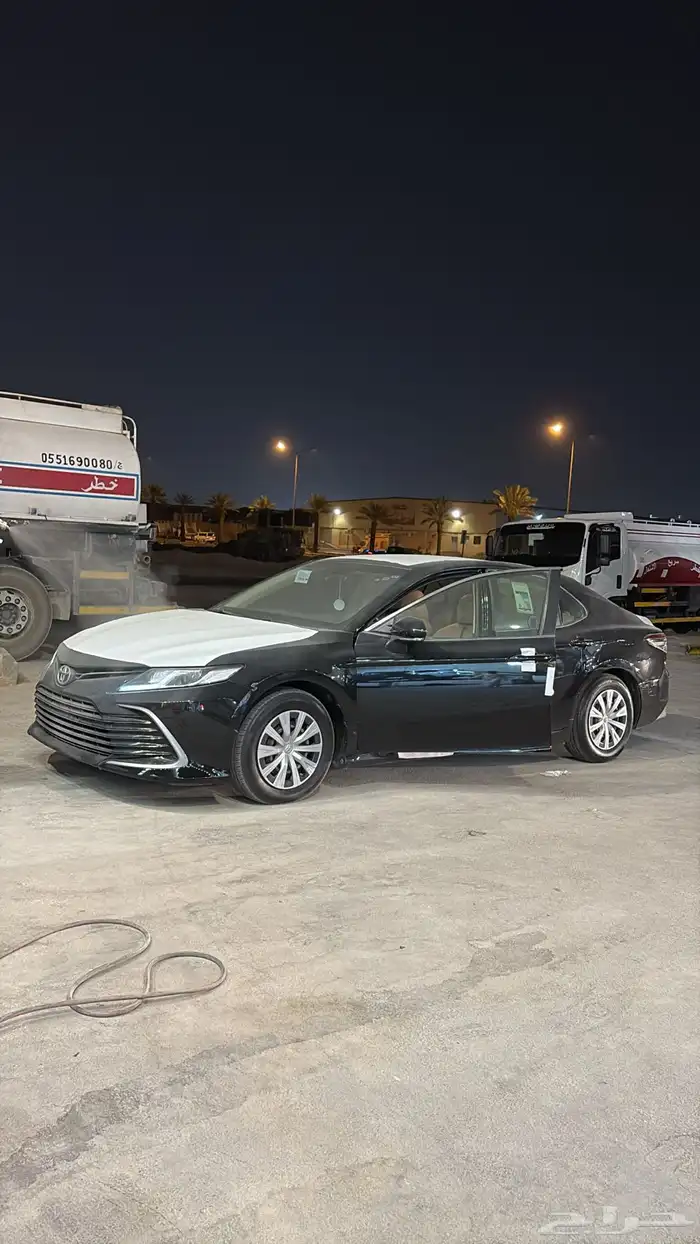 كامري اسود 2023 7