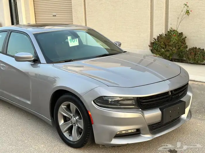 تم البيع الله يبارك للمشتري دوج تشارجر sxt فل فتحة 2