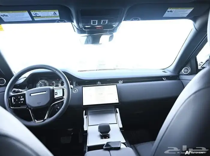 رانج روفر ايفوك Range Rover Evoque S موديل 2025 13