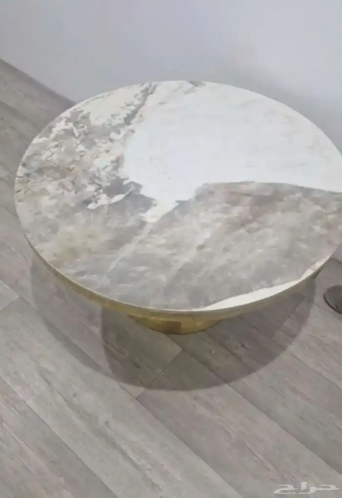 طاوله ضيافه ومرايه 0