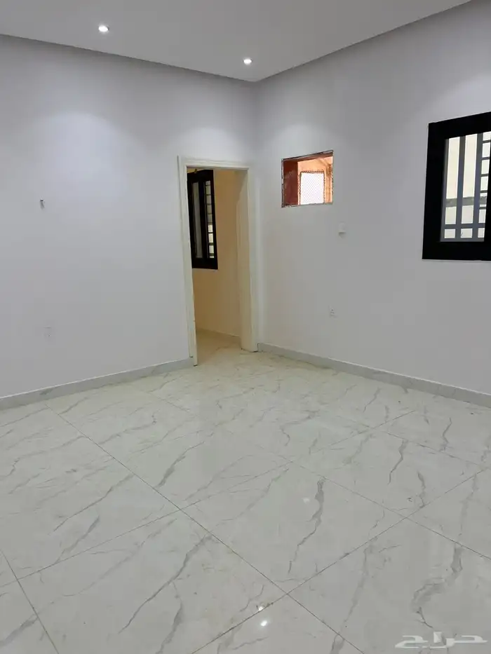 شقة للايجار رايقة ونظيفة 1