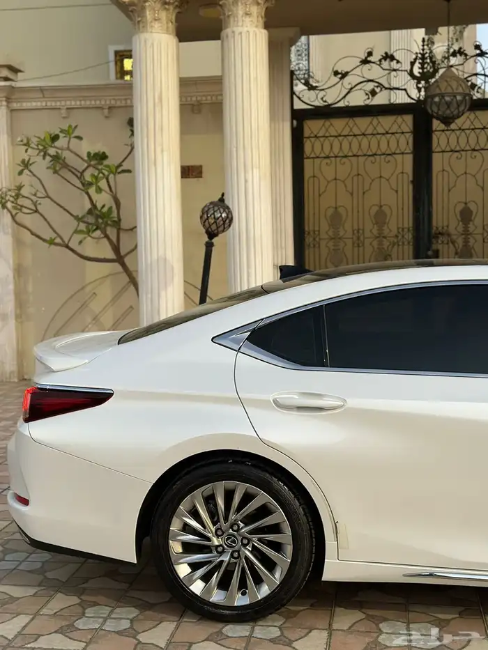 لكزس E350 CC 2021 قمة بالنظافة مالك أول 13