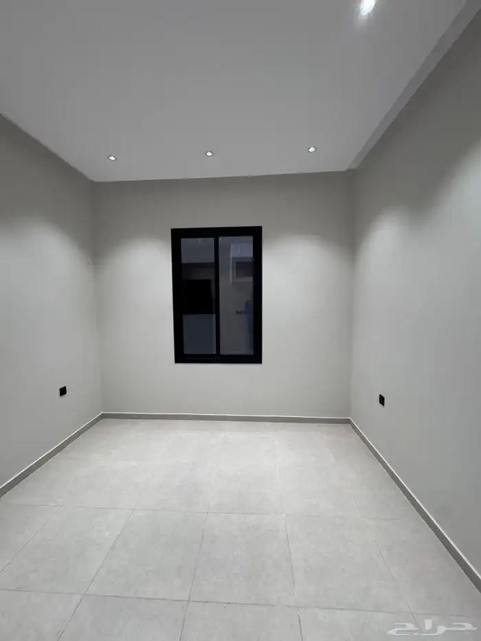 شقق مكيفه فاخره للبيع بحي الشاطئ مخطط 8 15