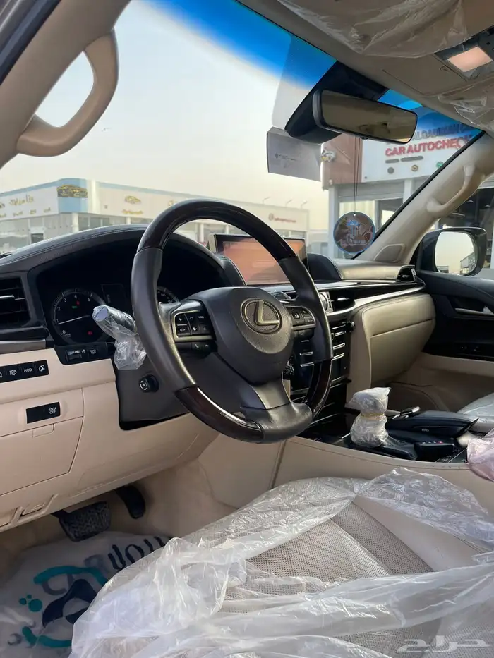 لكزس LX. 570 2016 13