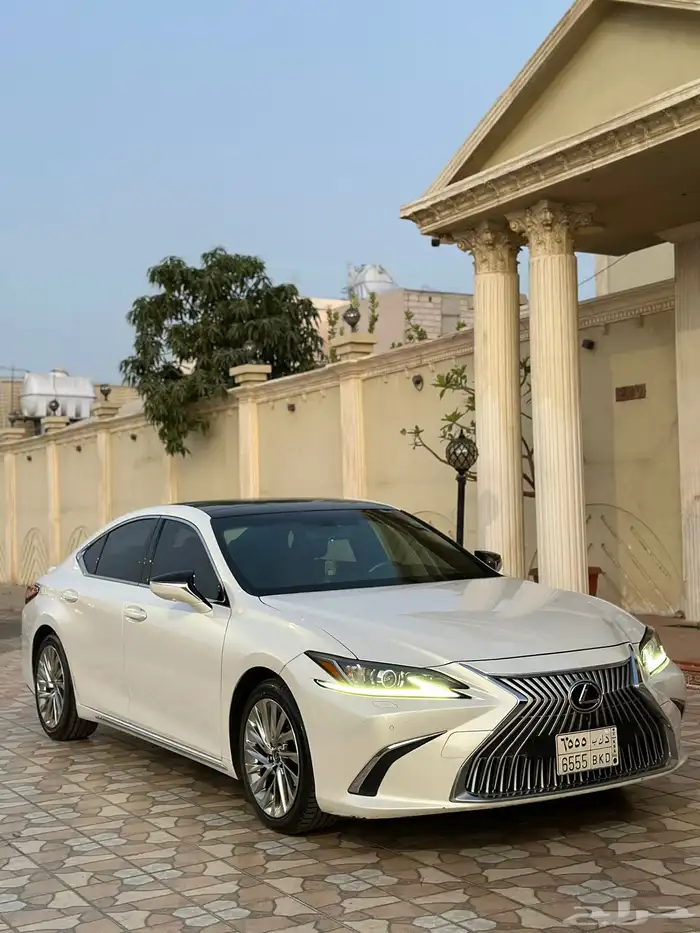 لكزس E350 CC 2021 قمة بالنظافة مالك أول 14