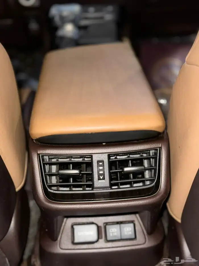 لكزس E350 CC 2021 قمة بالنظافة مالك أول 24