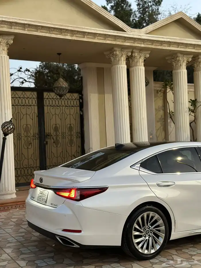 لكزس E350 CC 2021 قمة بالنظافة مالك أول 15