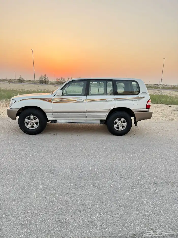 لاندكروزر جيب 2003 2