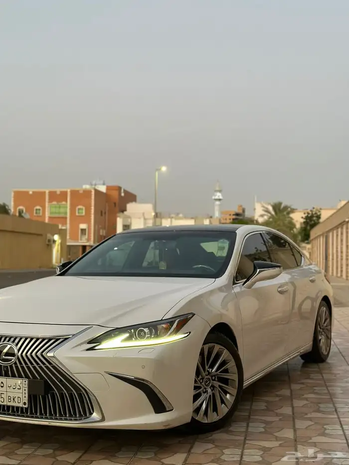 لكزس E350 CC 2021 قمة بالنظافة مالك أول 2
