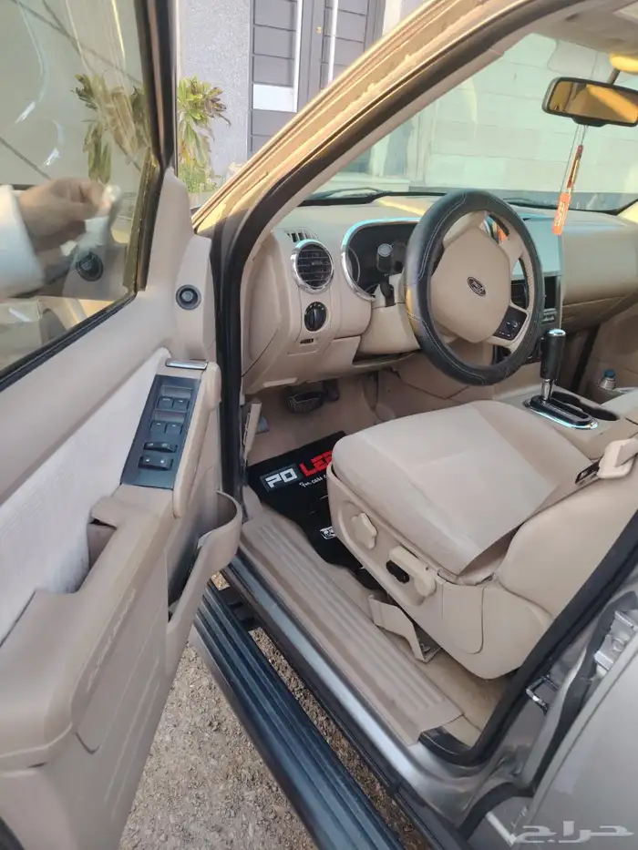 اكسبلورر 2008 نضيفه للبيع حد 15 الف 2