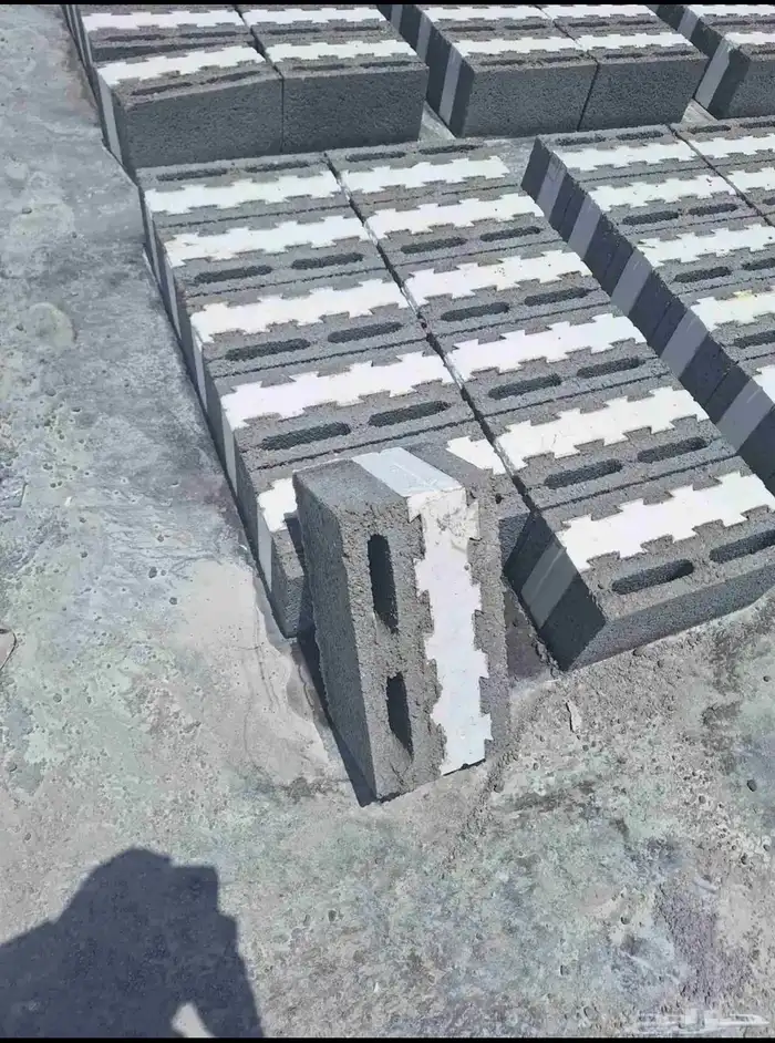 للبيع بلوك عادي وبلك بركاني بافضل جوده 1