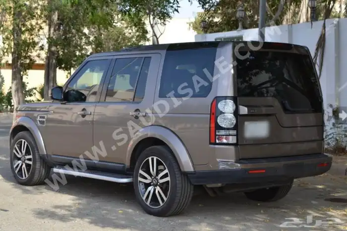 لاند روفر LR4 2015 1