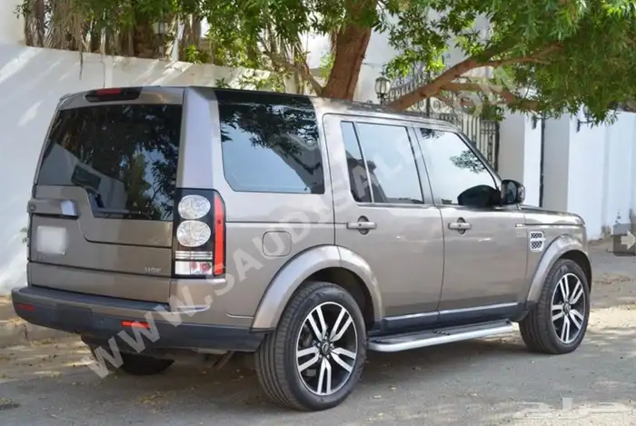 لاند روفر LR4 2015 0