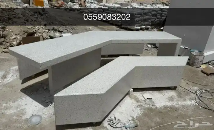 حواجز خرسانية ومناهيل وقواعدأنارة 75