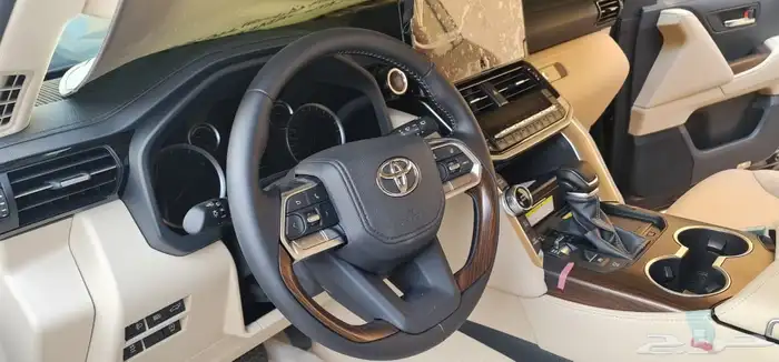 لاندكروزر Gxr L5 2024 7