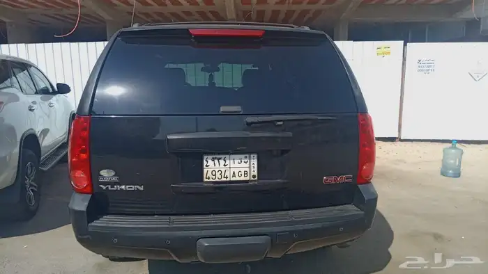 للبيع جمس يوكن 2008 نظيف جدا ومصين او البدل باانوفا 4