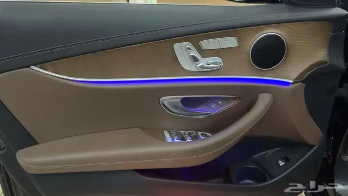 مرسيدس E250 موديل 2021 بنزين بطاقة جمركية 14
