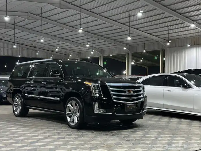 اسكاليد فل كامل دبل موديل 2017 0