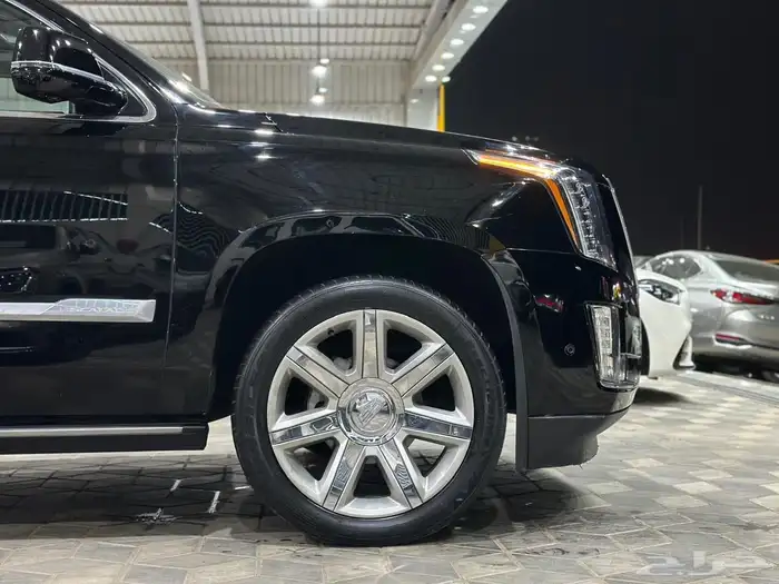 اسكاليد فل كامل دبل موديل 2017 6