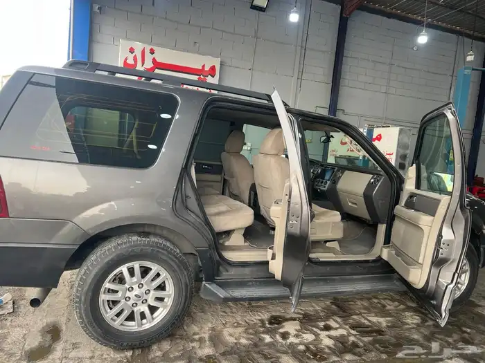 فورد اكسبيدشن 2014 4