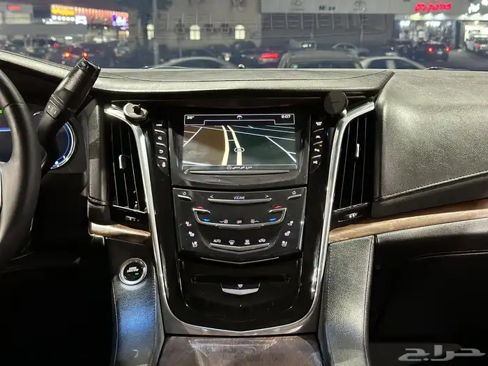 اسكاليد فل كامل دبل موديل 2017 14