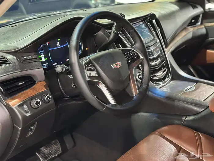 اسكاليد فل كامل دبل موديل 2017 16