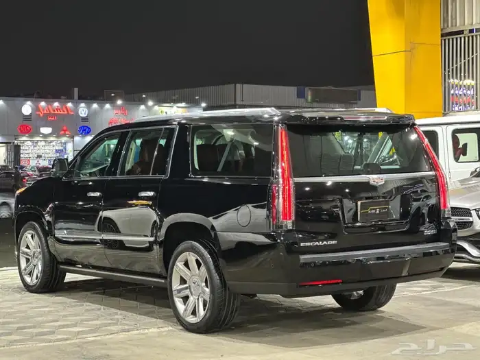 اسكاليد فل كامل دبل موديل 2017 3