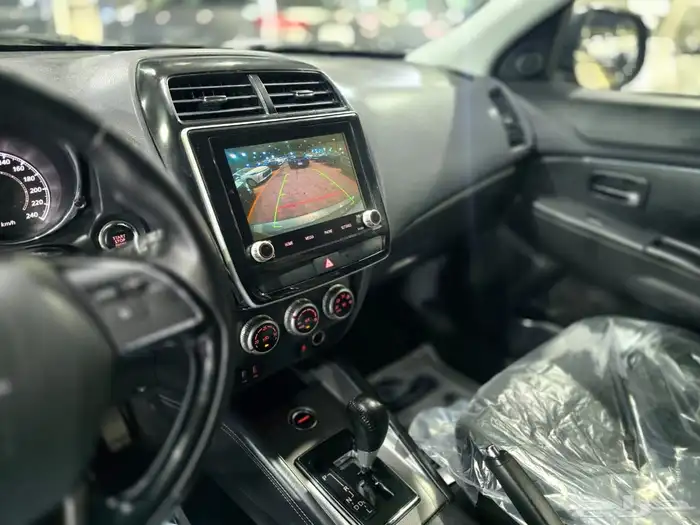 ميتسوبيشي ASX 2022 دبل 7