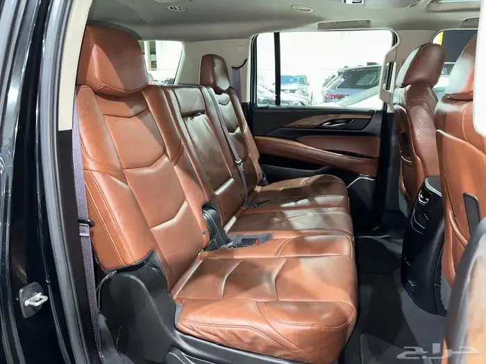 اسكاليد فل كامل دبل موديل 2017 10