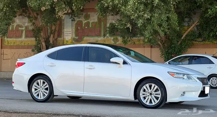 لكزس ES350 2015 14