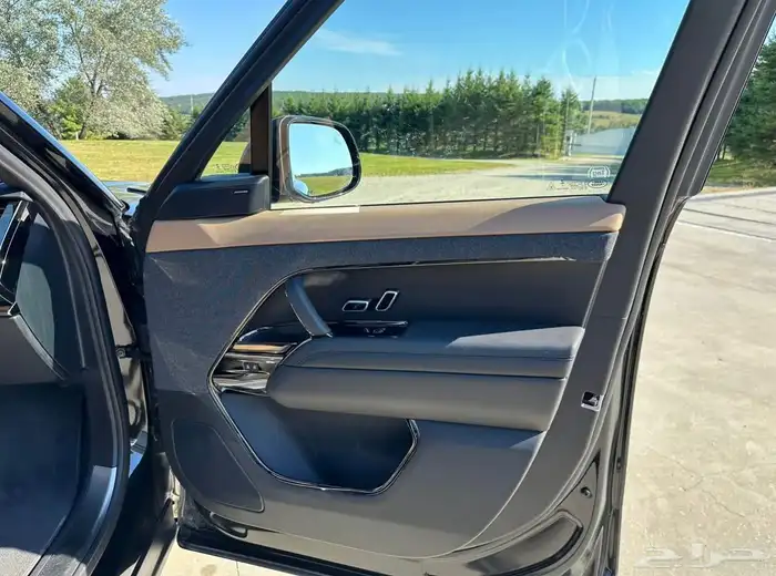 2023 RANGE ROVER SPORT P400 7