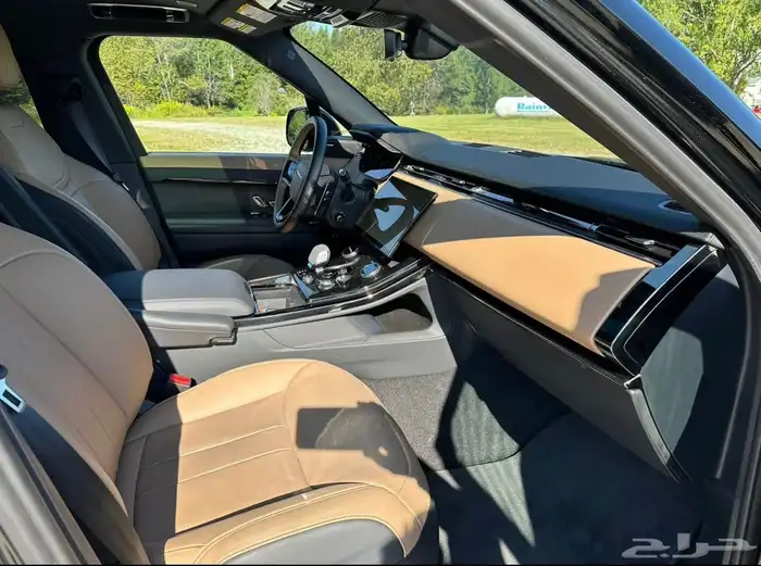 2023 RANGE ROVER SPORT P400 9