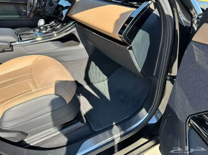 2023 RANGE ROVER SPORT P400 10