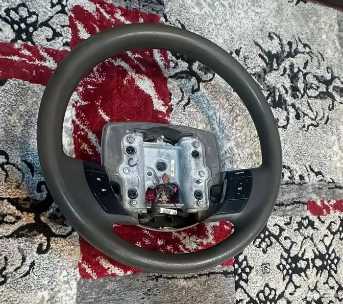 طارة فورد بعروقها 0