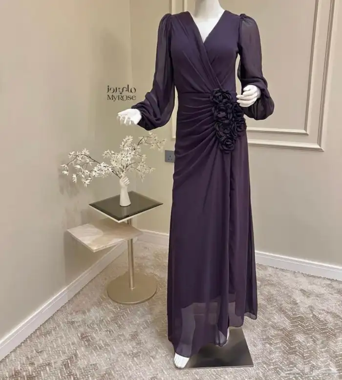 فستان من أليان للبيع M 3