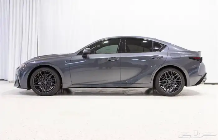 لكزس Is500 إف سبورت موديل 2023 2