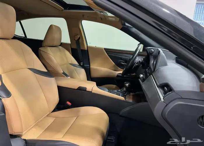لكزس ES 350 موديل 2022 9