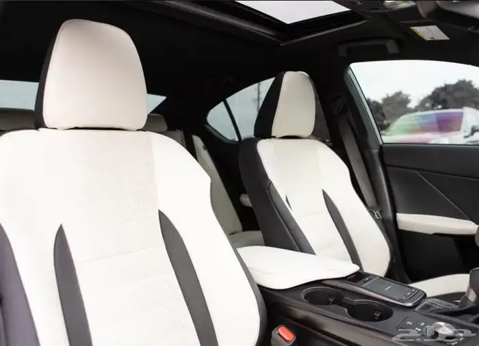 لكزس Is500 إف سبورت موديل 2023 5