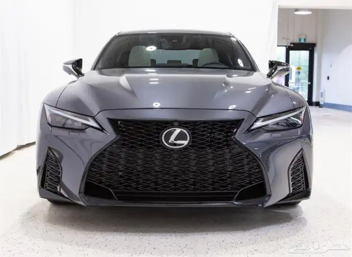 لكزس Is500 إف سبورت موديل 2023 3