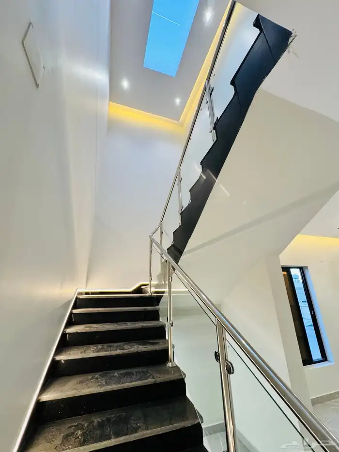 فلل روف مميزة للبيع تبوك حي الاخضر خلف جامع المهاجرين 26