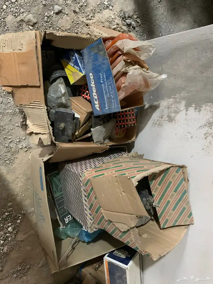 قطع غيار تايوتا دينا 81-82-83-84 3