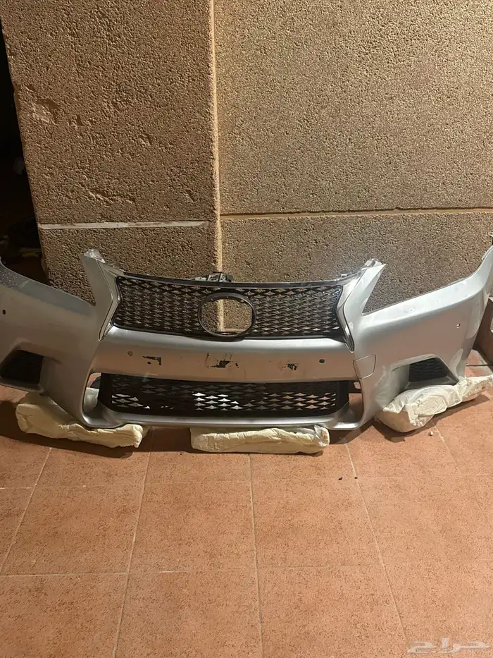 للبيع صدام بدون الشبك العلوي لكزس gs350 2014 1