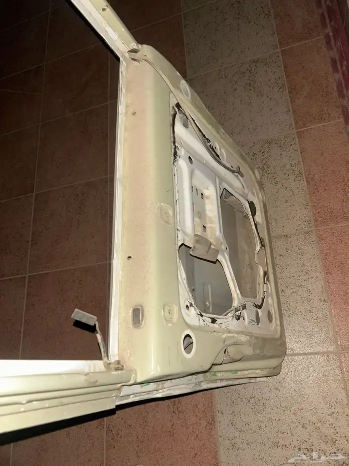 للبيع باب خلفي جيب ربع 3