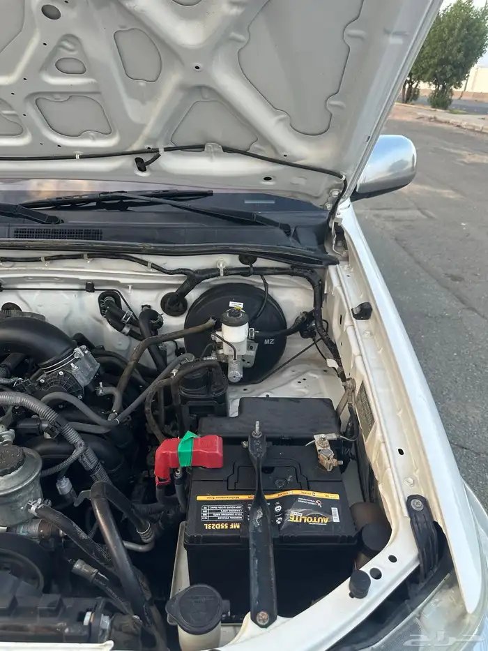 هايلوكس 2012 غمارة نادرة ونظيفة جداا 17